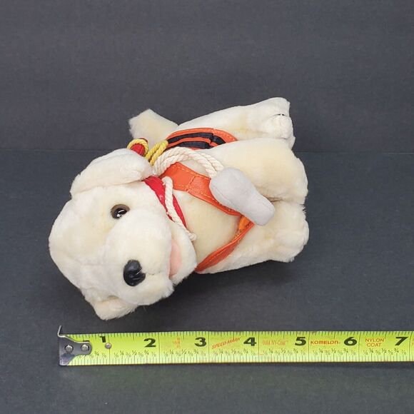 Animal Alley Toys R' Us 6" Yellow Labrador Water Rescue Stuffed Animal - Picture 10 of 10